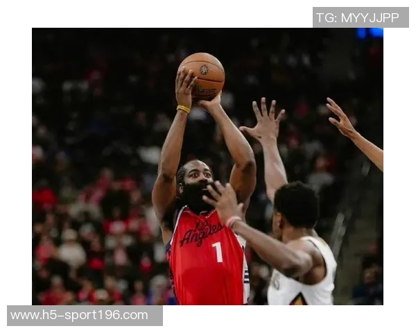 快船主场苦战已一个半月上次胜利竟是小卡万圣节绝杀鹈鹕